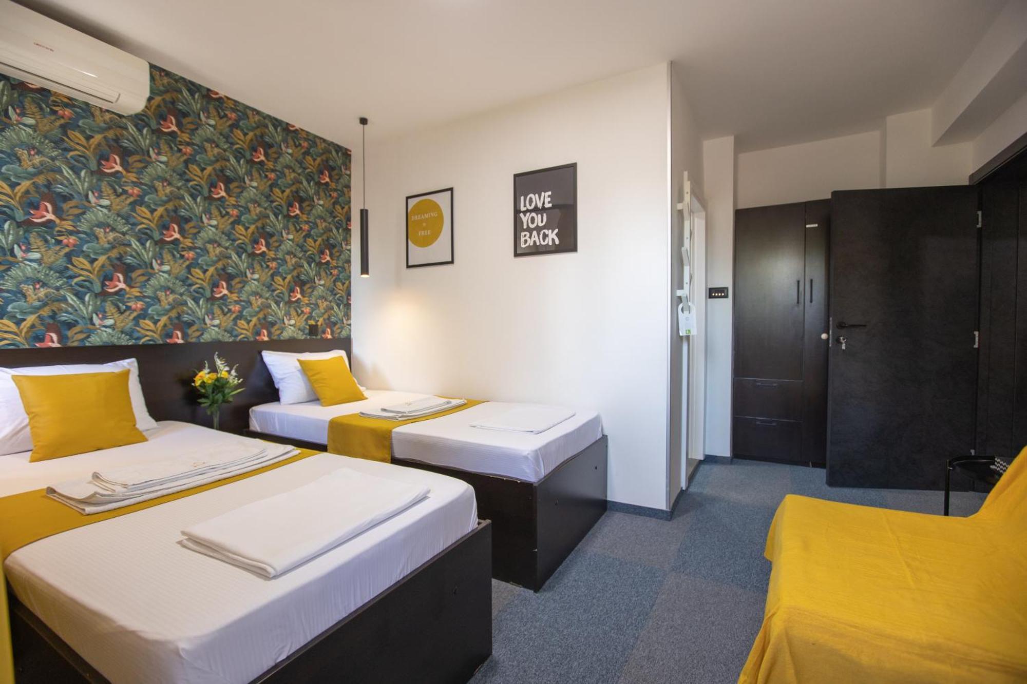 4 Rooms Apartments Nis Exterior photo
